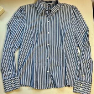 Chaps Women’s Size L Fitted Blouse